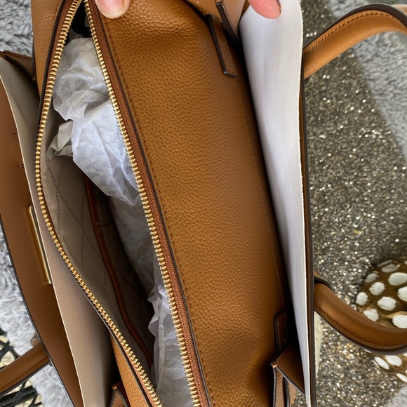 ❌sold❌MICHAEL Michael Kors Merce🤍🧡 - Picture 10 of 10